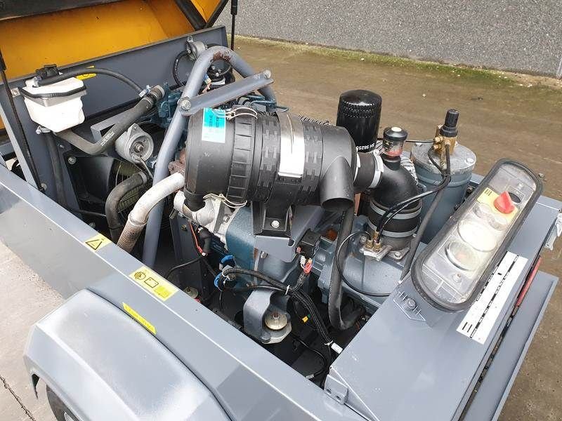 Kompressor tip Atlas Copco XAS 37 KD, Gebrauchtmaschine in Waregem (Poză 7)