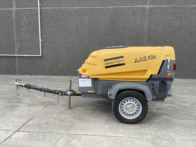 Kompressor tip Atlas Copco XAS 37 KD, Gebrauchtmaschine in Waregem (Poză 1)