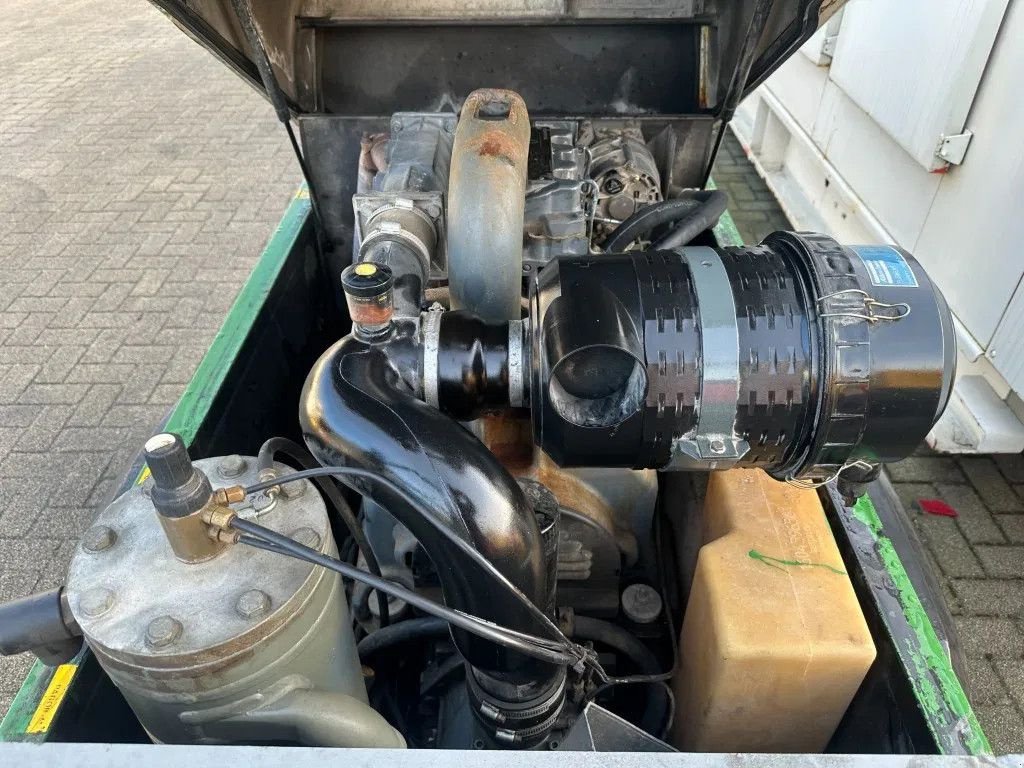 Kompressor typu Atlas Copco XAS 57 DD Deutz 3 m3 / min 23 kW 7 Bar Mobiele Diesel Compressor, Gebrauchtmaschine v VEEN (Obrázek 7)