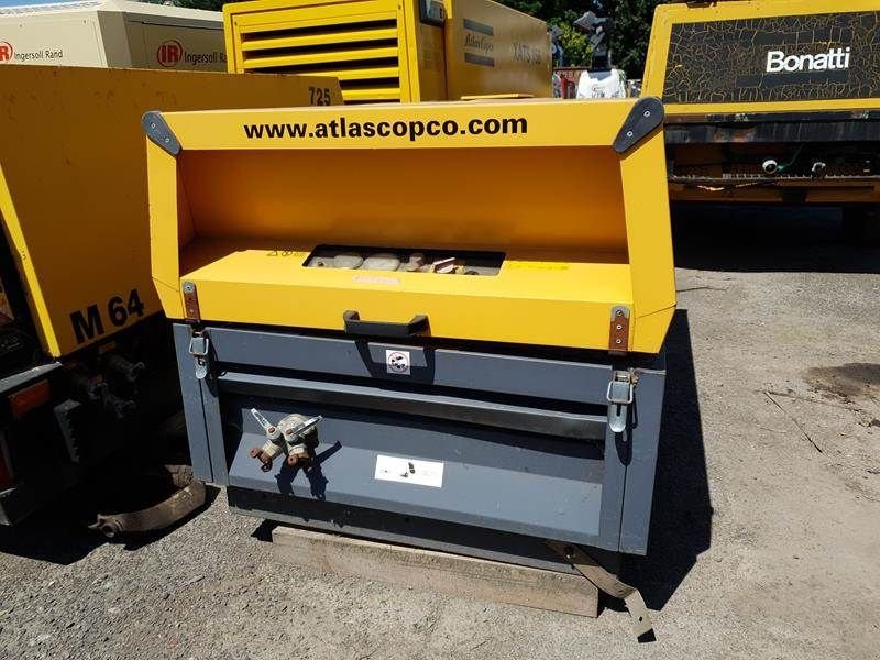 Kompressor tip Atlas Copco XAS 67 DD - N - G BOX, Gebrauchtmaschine in Waregem (Poză 2)