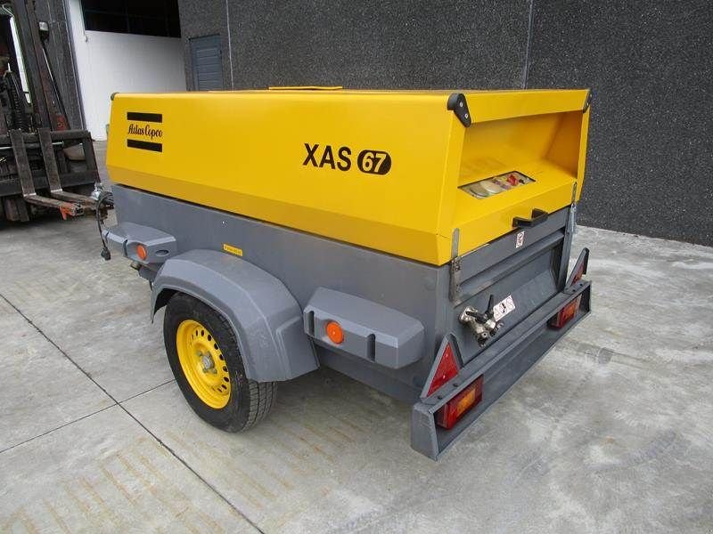 Kompressor za tip Atlas Copco XAS 67 DD, Gebrauchtmaschine u Waregem (Slika 2)