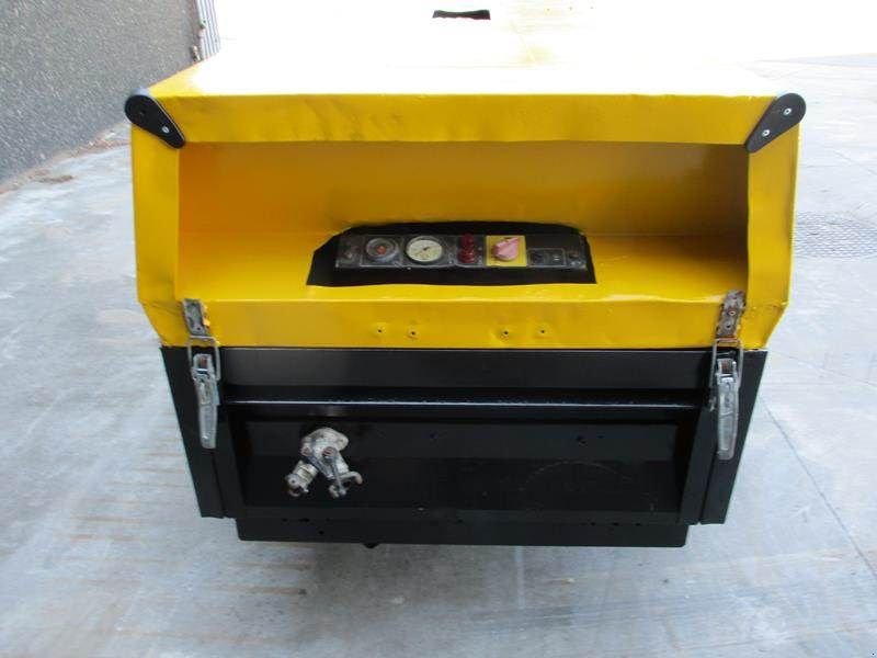 Kompressor del tipo Atlas Copco XAS 67 DD, Gebrauchtmaschine en Waregem (Imagen 6)