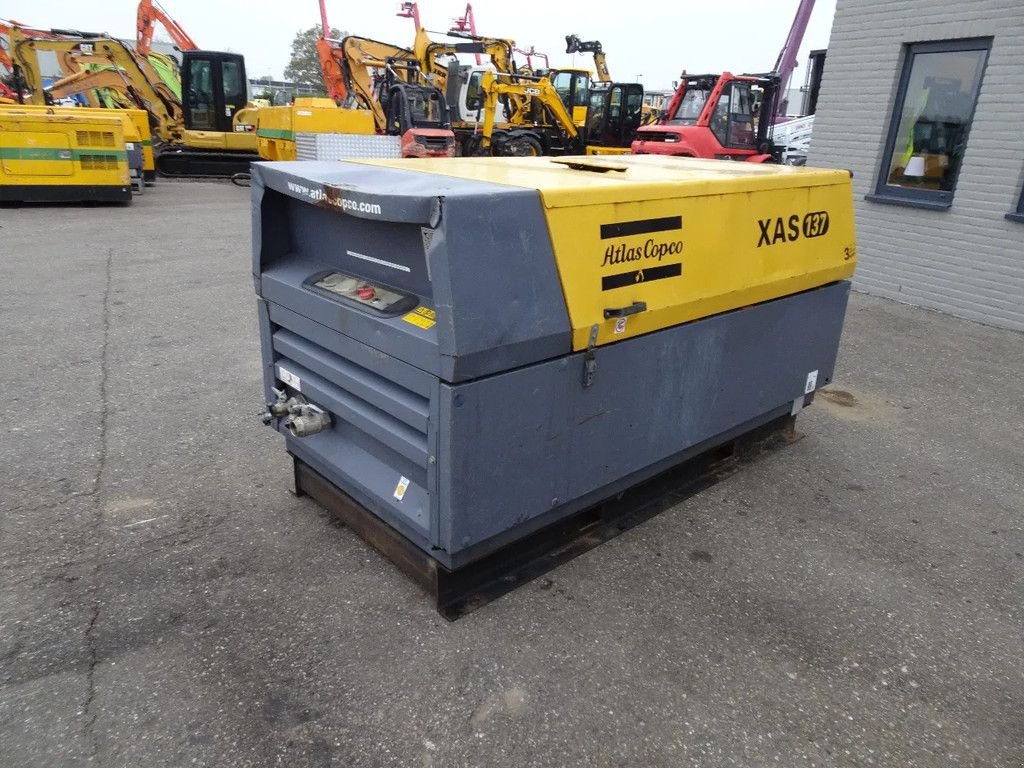 Kompressor del tipo Atlas Copco XAS137, Gebrauchtmaschine In Zutphen (Immagine 4)