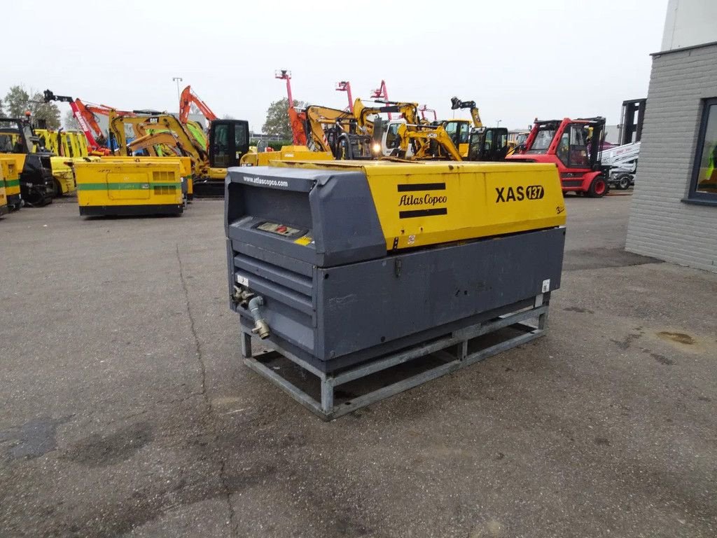 Kompressor del tipo Atlas Copco XAS137, Gebrauchtmaschine en Zutphen (Imagen 2)