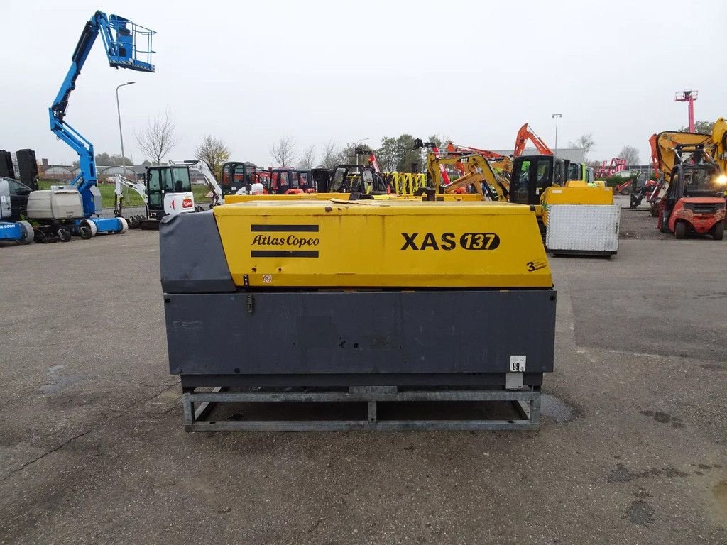 Kompressor del tipo Atlas Copco XAS137, Gebrauchtmaschine en Zutphen (Imagen 5)