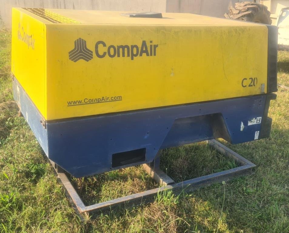 Kompressor del tipo Compair C 20, Gebrauchtmaschine In BAZAINVILLE (Immagine 3)