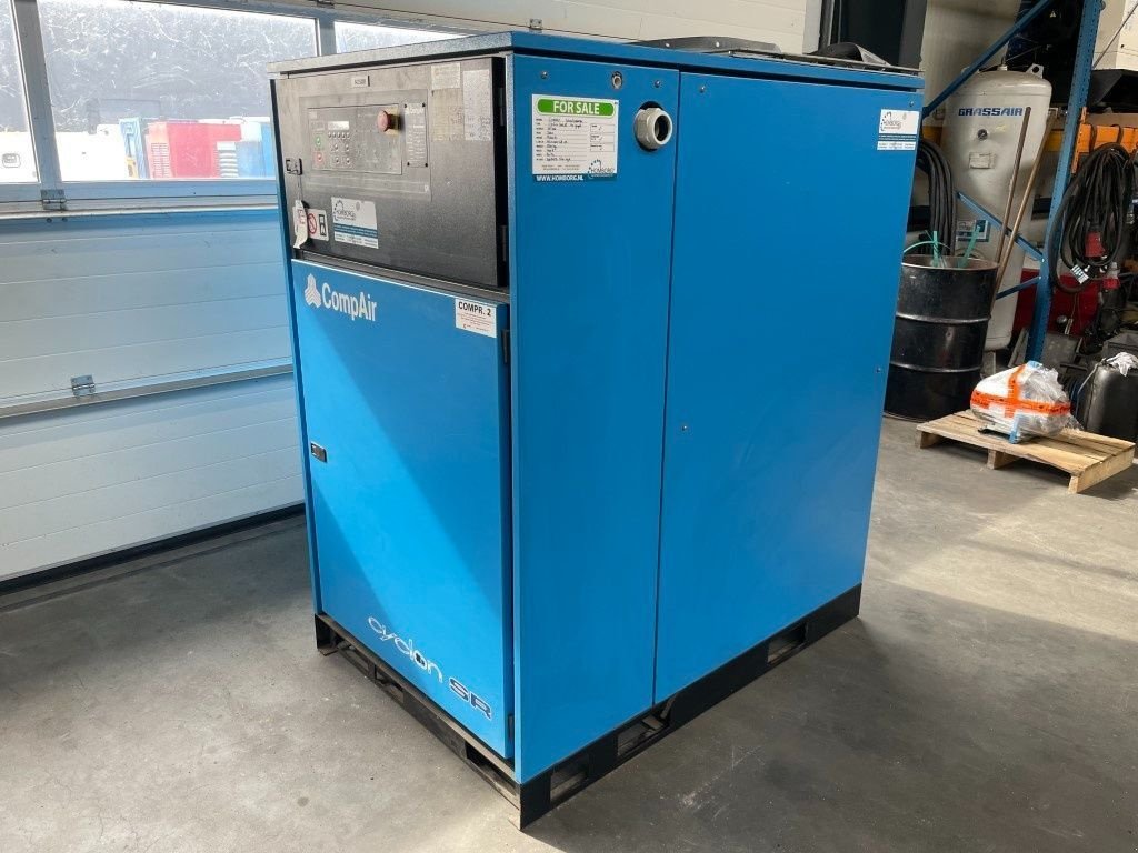 Kompressor от тип Compair Cyclon 345 SR, 58 kW Hz-geregeld, 7900 L/min. 13 Bar schroefcomp, Gebrauchtmaschine в VEEN (Снимка 1)