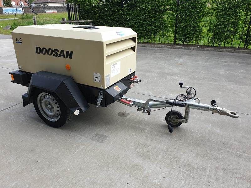 Kompressor Türe ait Doosan 7 / 20, Gebrauchtmaschine içinde Waregem (resim 11)