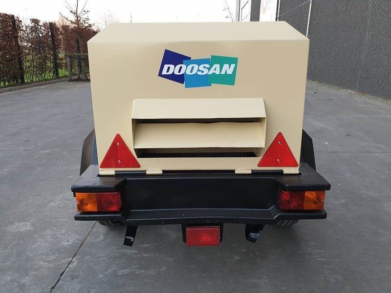 Kompressor Türe ait Doosan 7 / 20, Gebrauchtmaschine içinde Waregem (resim 4)