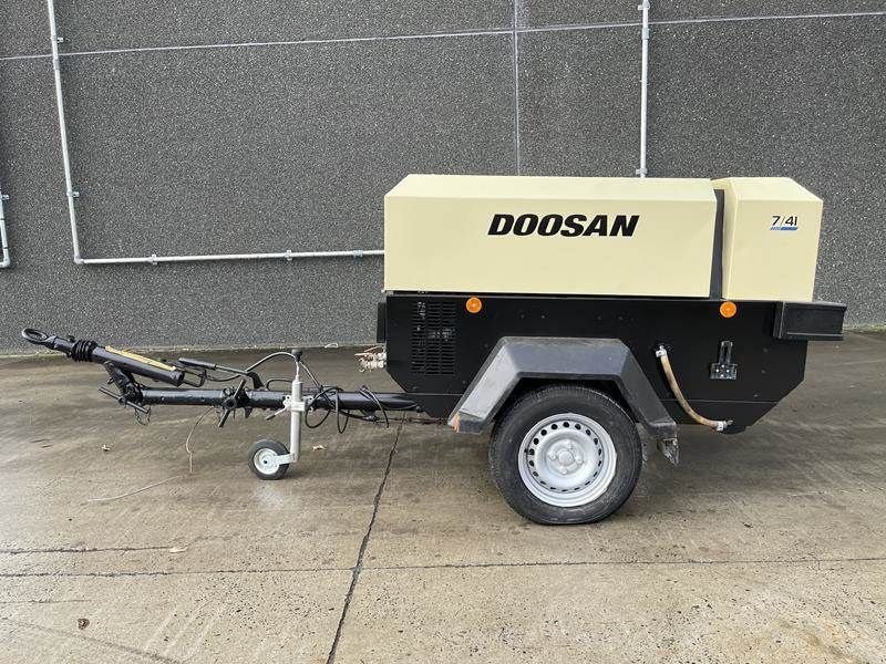 Kompressor tip Doosan 7 / 41 - N, Gebrauchtmaschine in Waregem (Poză 1)