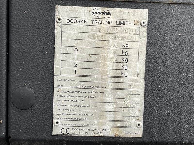 Kompressor του τύπου Doosan 7 / 41, Gebrauchtmaschine σε Waregem (Φωτογραφία 3)