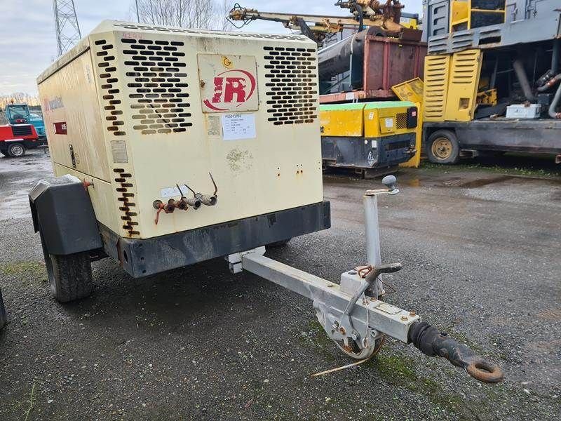 Kompressor του τύπου Ingersoll Rand 10 / 105, Gebrauchtmaschine σε Waregem (Φωτογραφία 1)