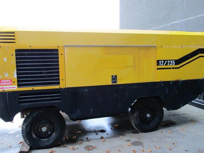 Kompressor des Typs Ingersoll Rand 12 / 235, Gebrauchtmaschine in Waregem (Bild 2)