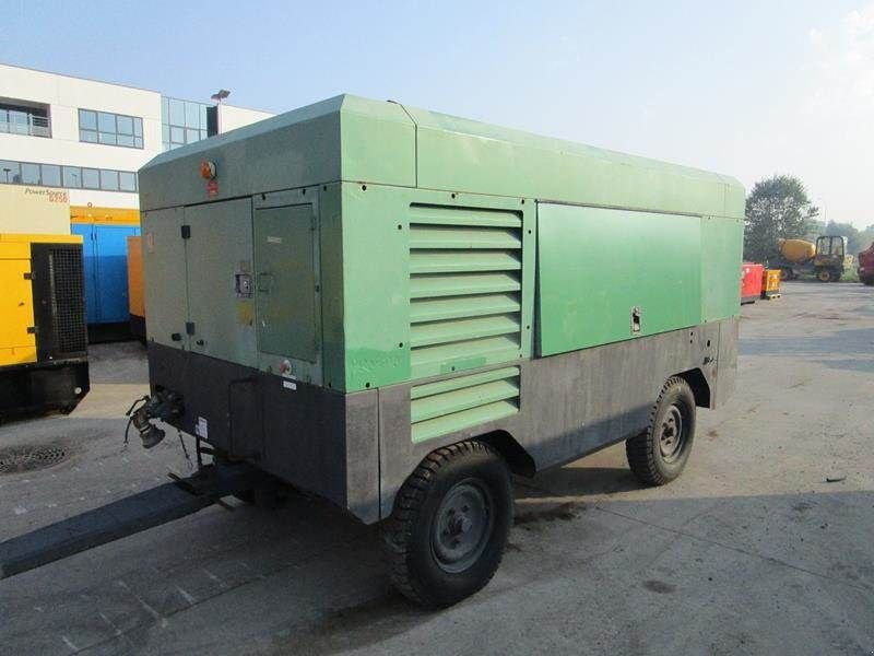 Kompressor des Typs Ingersoll Rand 9 / 300, Gebrauchtmaschine in Waregem (Bild 1)