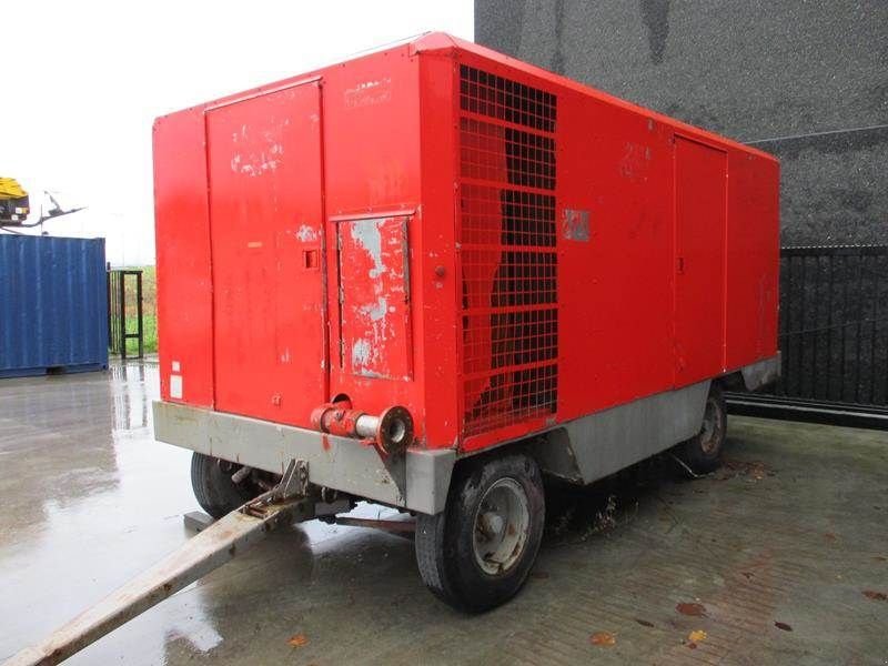 Kompressor des Typs Ingersoll Rand P 1600 WCU, Gebrauchtmaschine in Waregem (Bild 2)