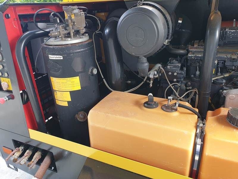 Kompressor del tipo Kaeser M 121 - N, Gebrauchtmaschine en Waregem (Imagen 9)