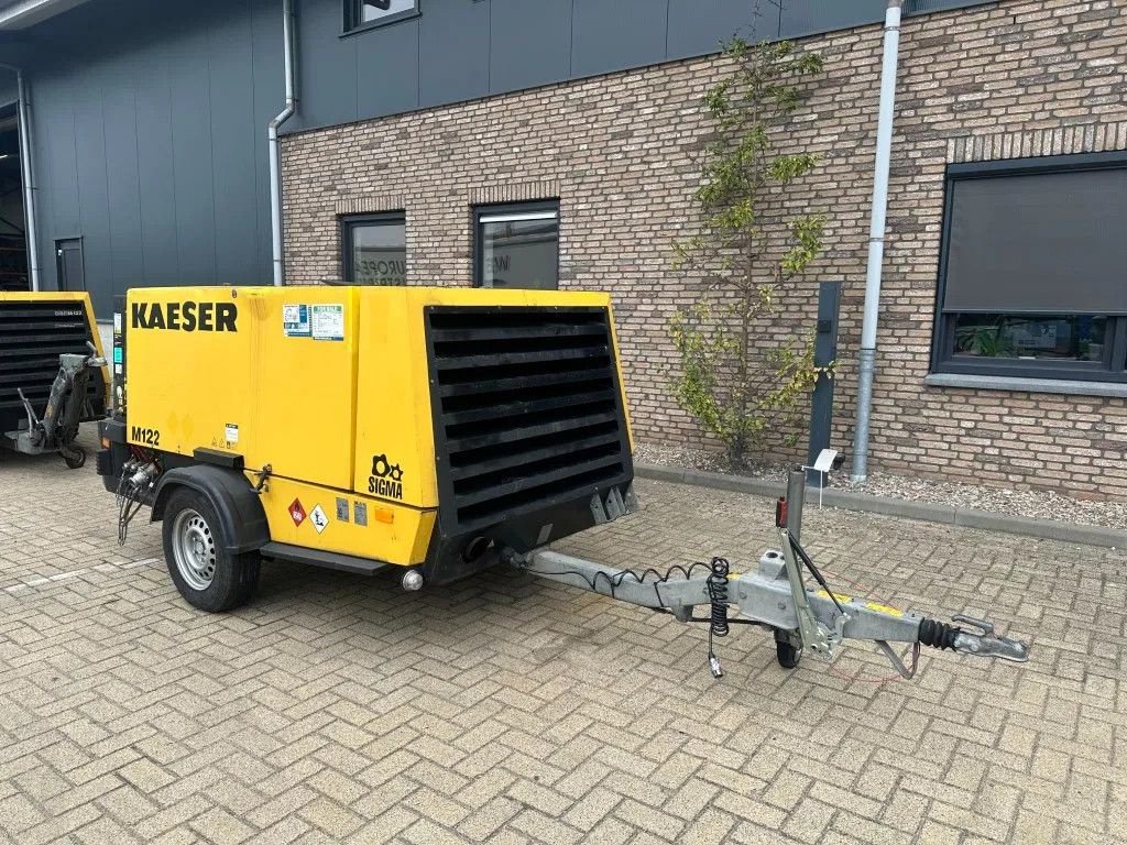 Kompressor del tipo Kaeser M122 Deutz 11.1 m3 / min 10 Bar 83 kW Mobiele Diesel Compressor, Gebrauchtmaschine en VEEN (Imagen 4)