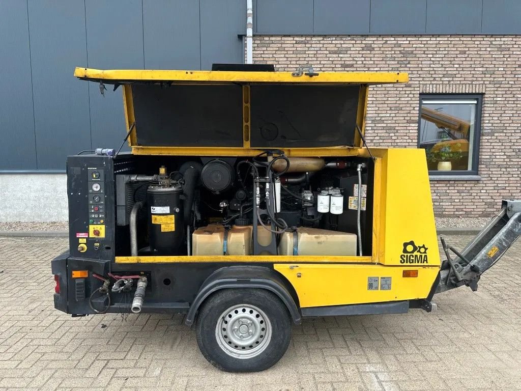 Kompressor del tipo Kaeser M122 Deutz 11.1 m3 / min 10 Bar 83 kW Mobiele Diesel Compressor, Gebrauchtmaschine en VEEN (Imagen 2)