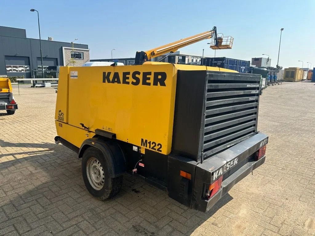 Kompressor des Typs Kaeser M122 Deutz 11.1 m3 / min 10 Bar 83 kW Mobiele Diesel Compressor, Gebrauchtmaschine in VEEN (Bild 8)