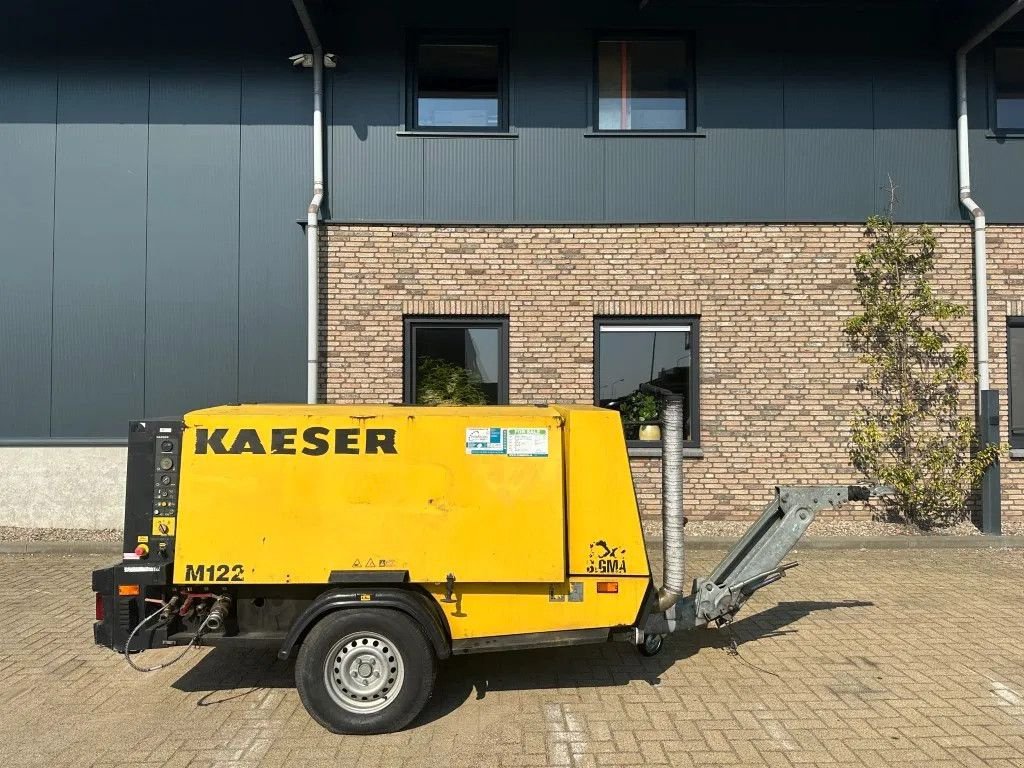 Kompressor типа Kaeser M122 Deutz 11.1 m3 / min 10 Bar 83 kW Mobiele Diesel Compressor, Gebrauchtmaschine в VEEN (Фотография 1)