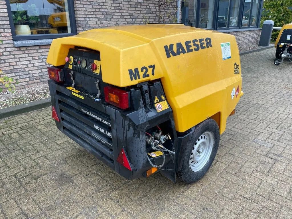 Kompressor a típus Kaeser M27 Kubota 2,7 m3 / min 7 Bar 18 kW Mobiele Silent Diesel Compre, Gebrauchtmaschine ekkor: VEEN (Kép 2)