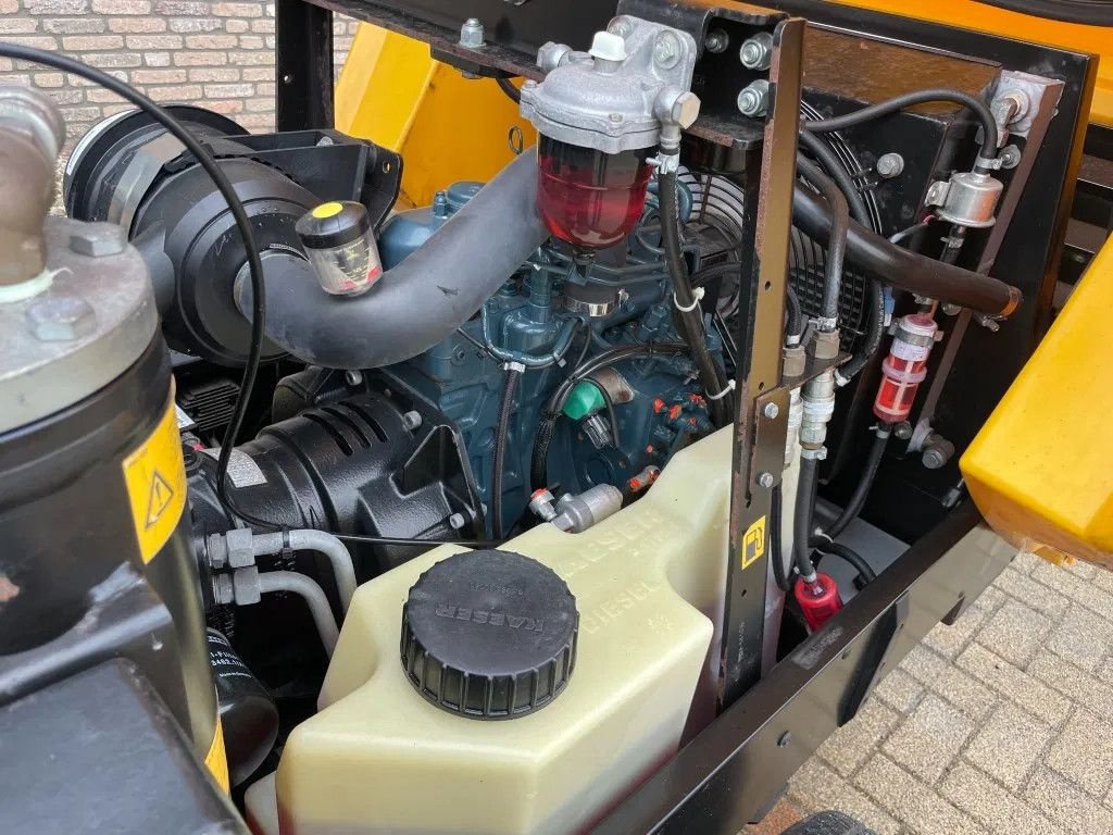 Kompressor typu Kaeser M27 Kubota 2,7 m3 / min 7 Bar 18 kW Mobiele Silent Diesel Compre, Gebrauchtmaschine w VEEN (Zdjęcie 9)