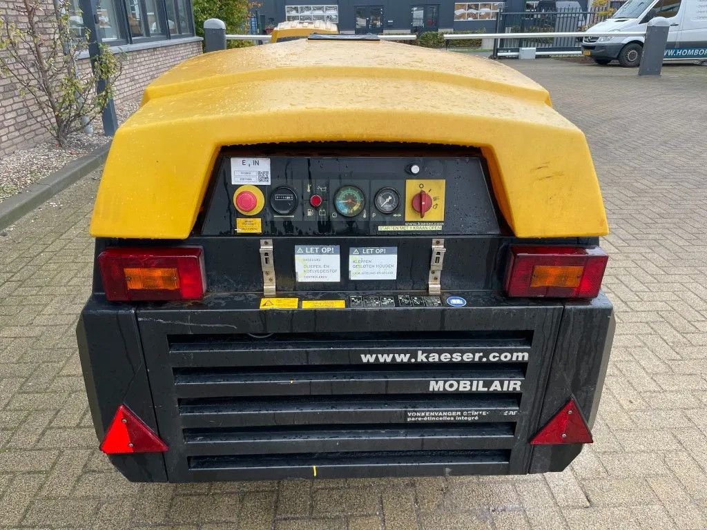 Kompressor van het type Kaeser M27 Kubota 2,7 m3 / min 7 Bar 18 kW Mobiele Silent Diesel Compre, Gebrauchtmaschine in VEEN (Foto 4)