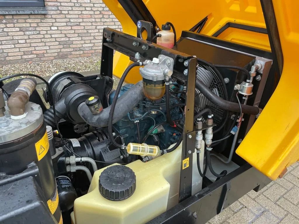 Kompressor typu Kaeser M27 Kubota 2,7 m3 / min 7 Bar 18 kW Mobiele Silent Diesel Compre, Gebrauchtmaschine w VEEN (Zdjęcie 8)