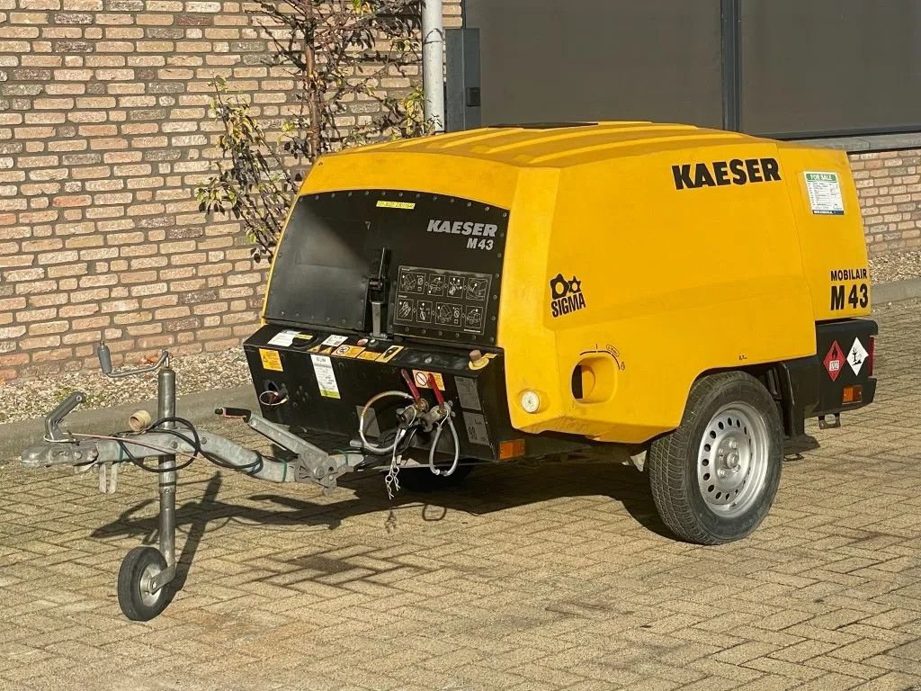 Kompressor typu Kaeser M43 Kubota 4,2 m3 / min 7 Bar 30 kW mobiele Compressor, Gebrauchtmaschine w VEEN (Zdjęcie 1)