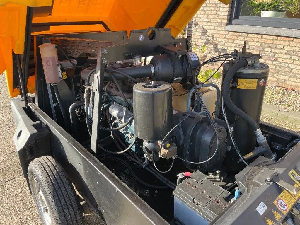 Kompressor van het type Kaeser M43 Kubota 4,2 m3 / min 7 Bar 30 kW mobiele Compressor, Gebrauchtmaschine in VEEN (Foto 10)