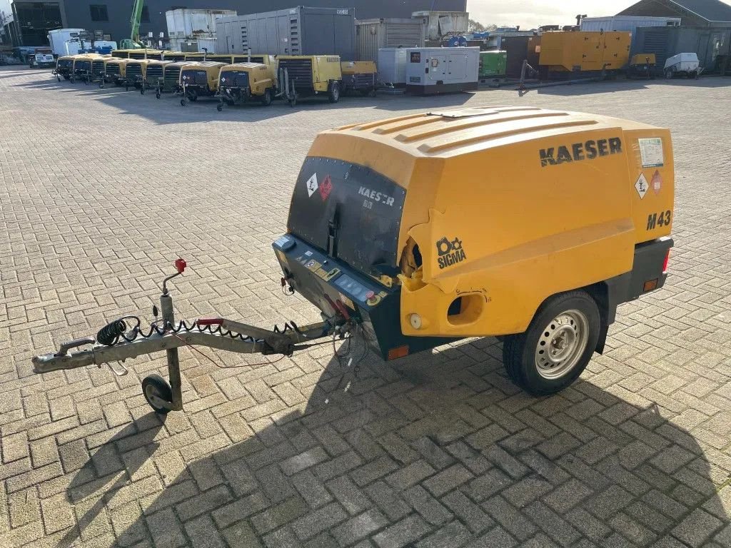 Kompressor tipa Kaeser M43 Kubota 4,2 m3 / min 7 Bar 30 kW mobiele Compressor, Gebrauchtmaschine u VEEN (Slika 4)