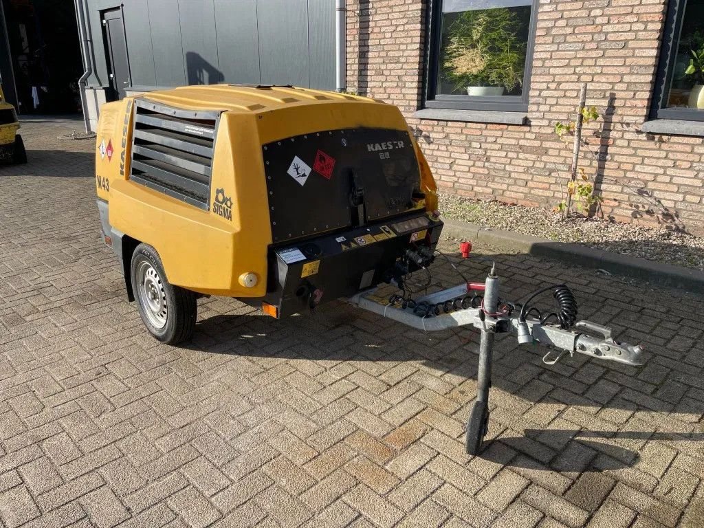 Kompressor typu Kaeser M43 Kubota 4,2 m3 / min 7 Bar 30 kW mobiele Compressor, Gebrauchtmaschine w VEEN (Zdjęcie 3)