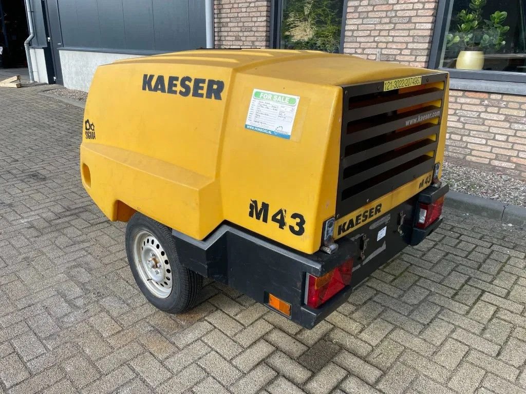 Kompressor des Typs Kaeser M43 Kubota 4,2 m3 / min 7 Bar 30 kW Mobiele Silent Diesel Compre, Gebrauchtmaschine in VEEN (Bild 3)