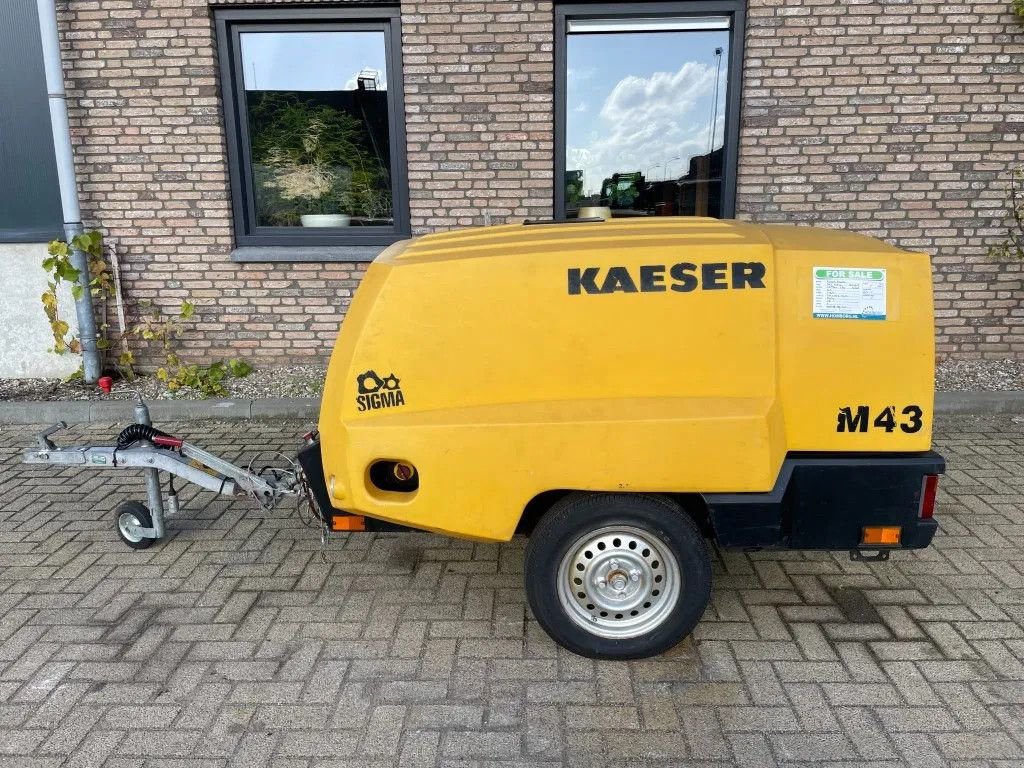 Kompressor Türe ait Kaeser M43 Kubota 4,2 m3 / min 7 Bar 30 kW Mobiele Silent Diesel Compre, Gebrauchtmaschine içinde VEEN (resim 2)