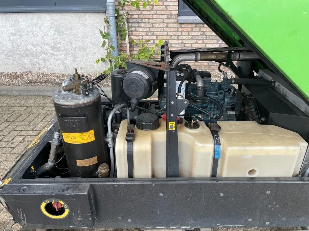 Kompressor typu Kaeser M43 Kubota 4,2 m3 / min 7 Bar 30 kW Silent Diesel Compressor, Gebrauchtmaschine w VEEN (Zdjęcie 11)