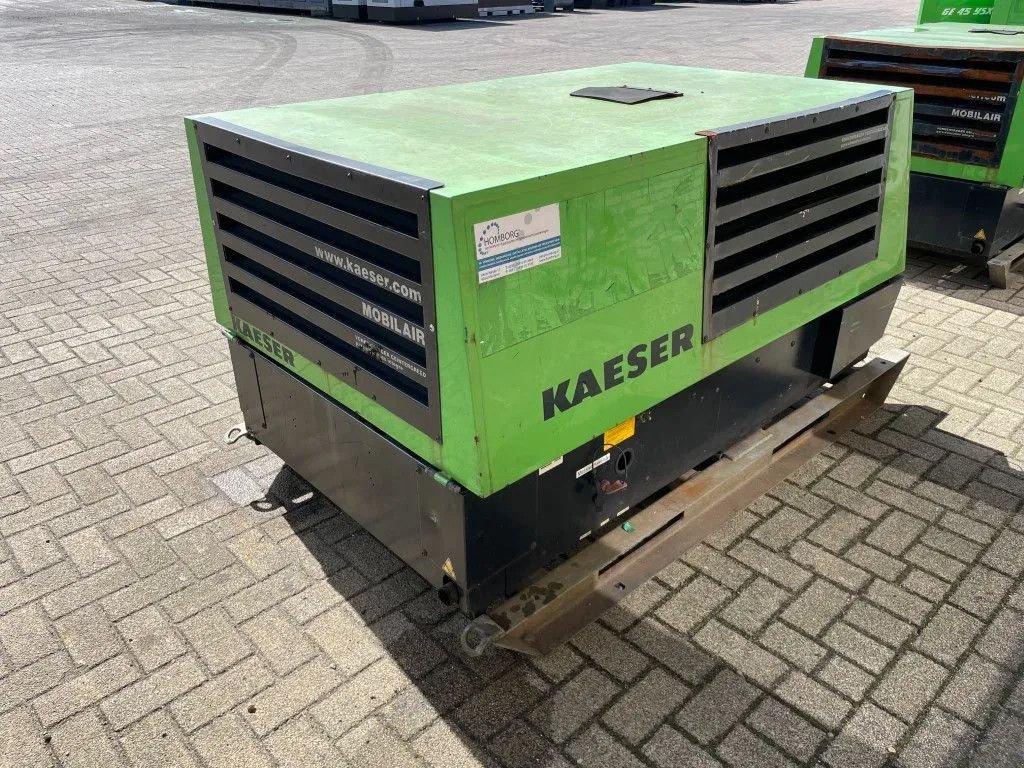 Kompressor van het type Kaeser M43 Kubota 4,2 m3 / min 7 Bar 30 kW Silent Diesel Compressor, Gebrauchtmaschine in VEEN (Foto 5)