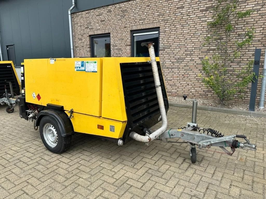 Kompressor del tipo Kaeser M80 Kubota 8.1 m3 / min 7 Bar 55 kW Mobiele Silent Diesel Compre, Gebrauchtmaschine en VEEN (Imagen 3)