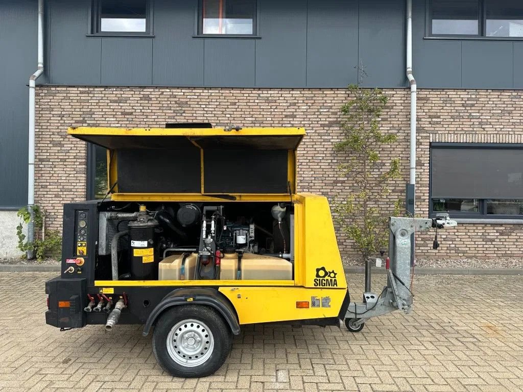 Kompressor del tipo Kaeser M80 Kubota 8.1 m3 / min 7 Bar 55 kW Mobiele Silent Diesel Compre, Gebrauchtmaschine In VEEN (Immagine 3)