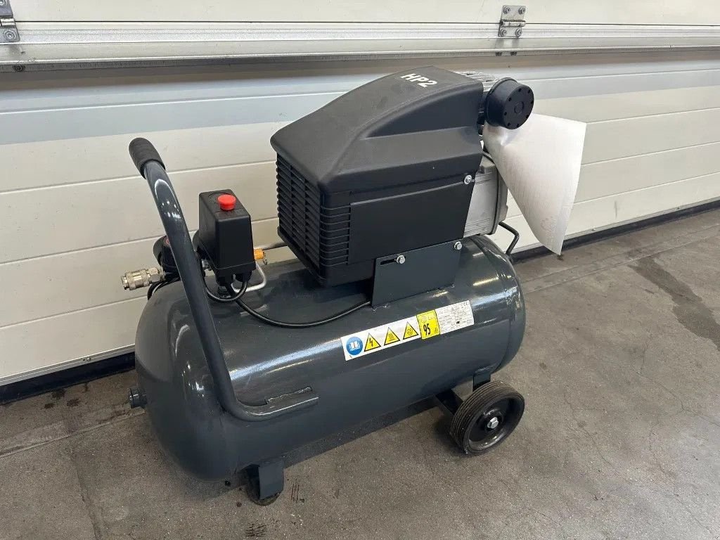 Kompressor typu Sonstige Fiac 2 PK 170 L / min 8 Bar Elektrische Zuigercompressor Oversto, Neumaschine w VEEN (Zdjęcie 8)