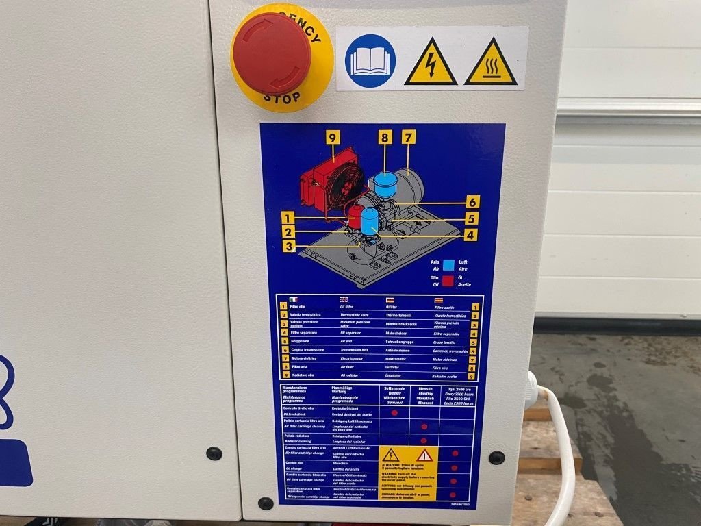 Kompressor typu Sonstige Fiac New Silver 10 Silent 7.5 kW 860 L / min 10 bar Elektrische Schro, Neumaschine v VEEN (Obrázek 8)