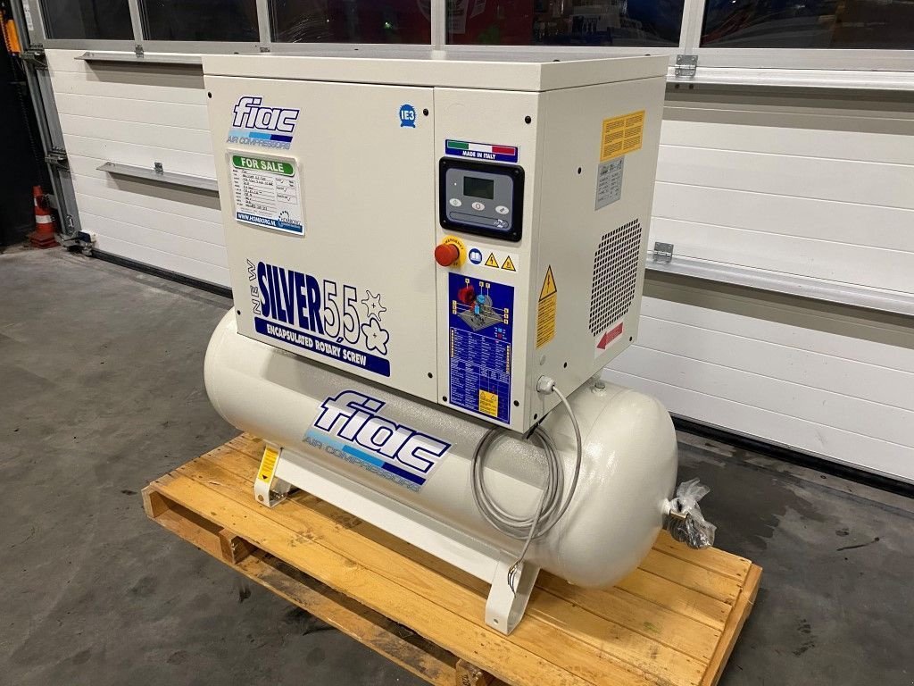 Kompressor от тип Sonstige Fiac NewSilver 5.5 / 200 Silent 4 kW 450 L / min 10 Bar Elektrische S, Neumaschine в VEEN (Снимка 5)