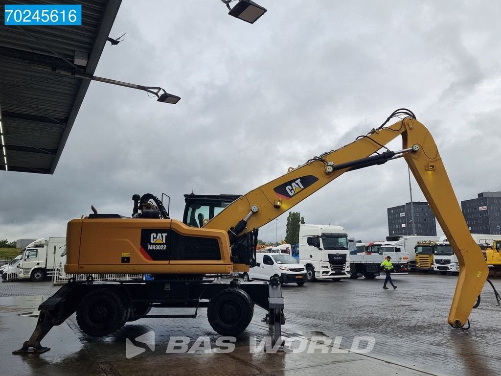 Kran van het type Caterpillar MH3022, Gebrauchtmaschine in Veghel (Foto 8)