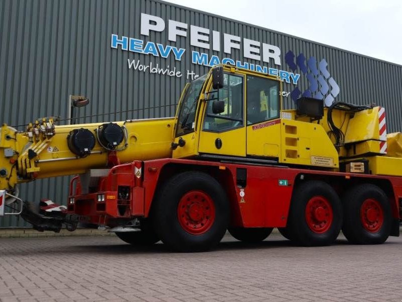 Kran typu Demag AC-40 City 6x6 Drive And 6 Wheel Steering, 40t Cap, Gebrauchtmaschine w Groenlo