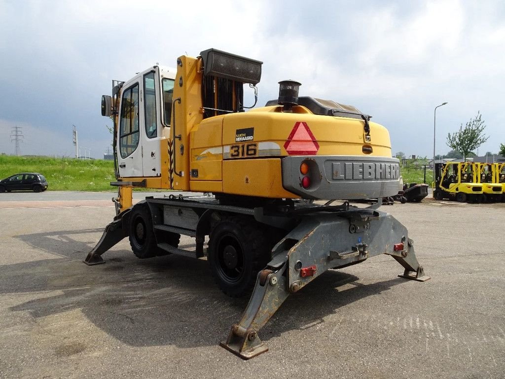 Kran от тип Liebherr A316, Gebrauchtmaschine в Zutphen (Снимка 4)