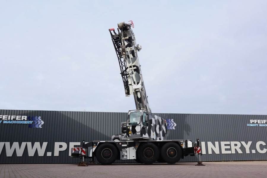 Kran типа Liebherr LTC1055-3.1 Diesel, 6x6x6 Drive, 55t Capacity, 36m, Gebrauchtmaschine в Groenlo (Фотография 2)