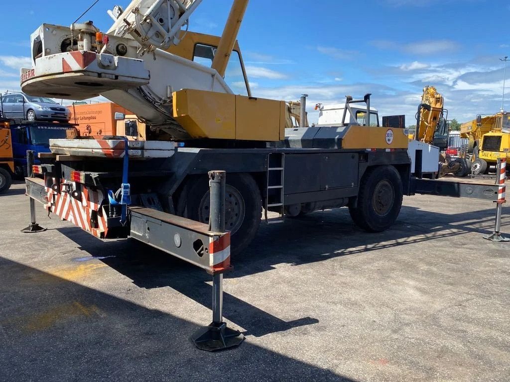 Kran του τύπου Liebherr LTM 1030 Crane 30 Ton 4x4x4 with Jib Good Condition, Gebrauchtmaschine σε 'S-Hertogenbosch (Φωτογραφία 11)