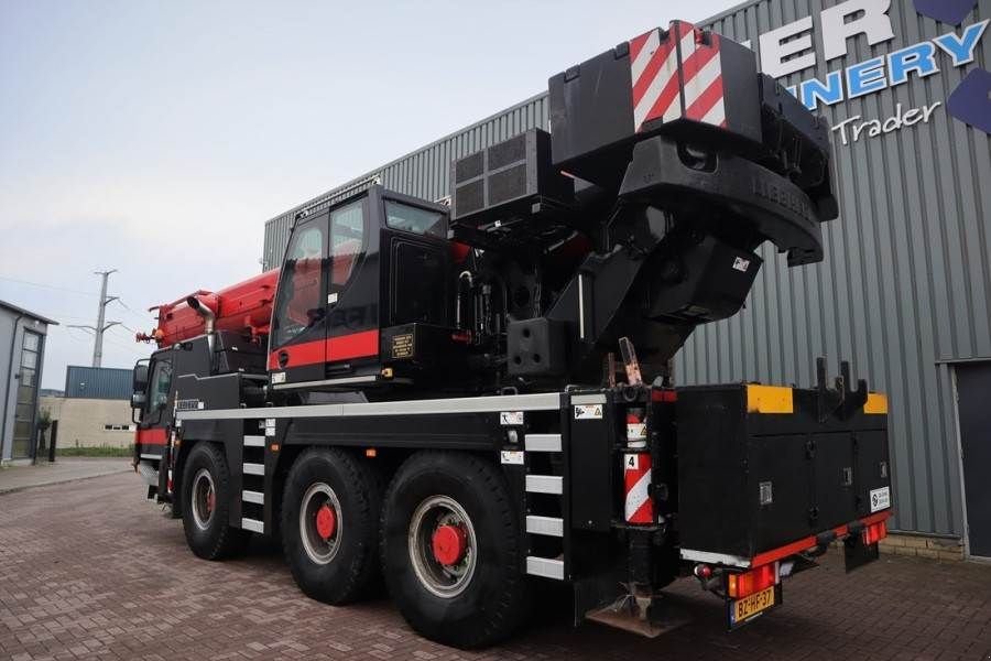 Kran del tipo Liebherr LTM1050-3.1 Dutch Vehicle Registration, Valid Abom, Gebrauchtmaschine In Groenlo (Immagine 11)