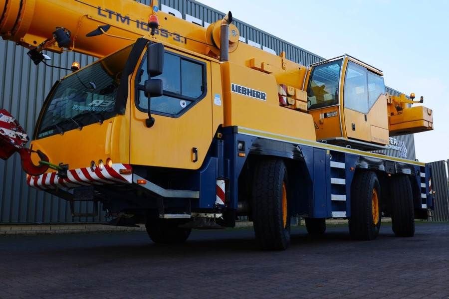 Kran des Typs Liebherr LTM1055-3.1 Diesel, 6x6x6 Drive, 5 Sections 32.5m, Gebrauchtmaschine in Groenlo (Bild 11)