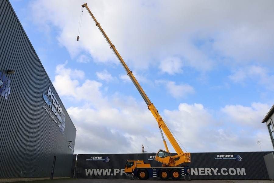 Kran des Typs Liebherr LTM1055-3.1 Diesel, 6x6x6 Drive, 5 Sections 32.5m, Gebrauchtmaschine in Groenlo (Bild 3)