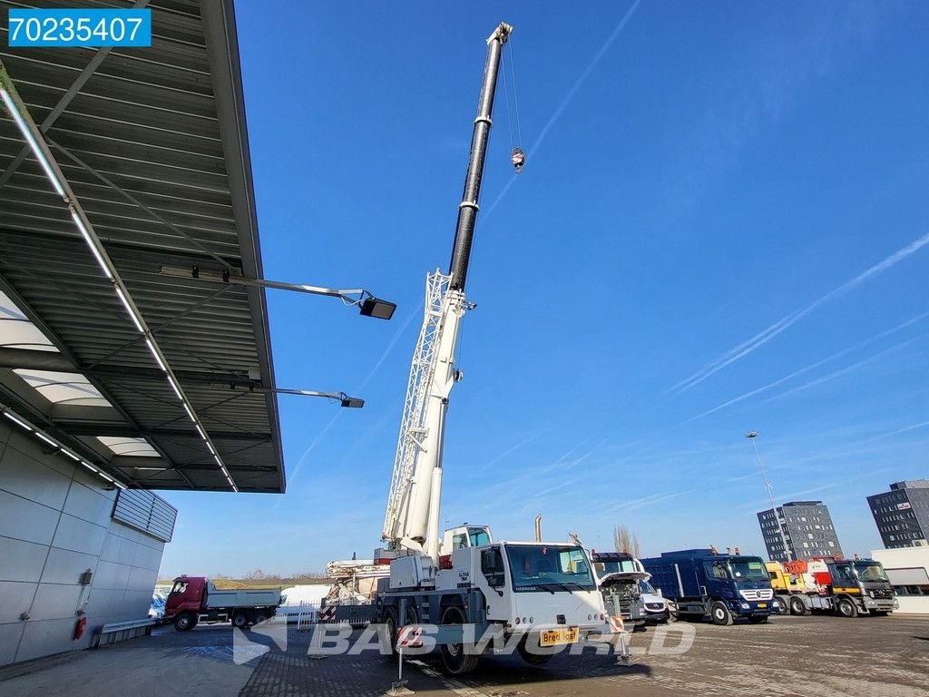 Kran типа Liebherr LTM1055-3.2 FROM FIRST OWNER, Gebrauchtmaschine в Veghel (Фотография 8)